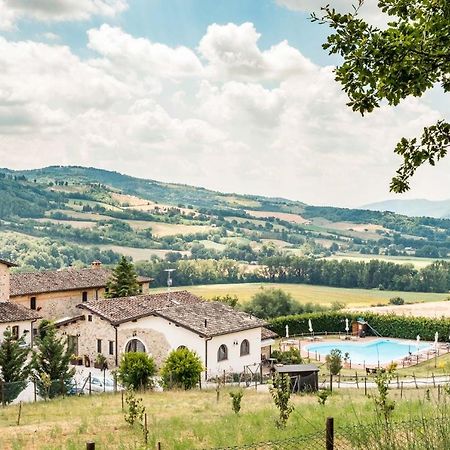 Agriturismo Goccia Di Luna Umbertide Bagian luar foto