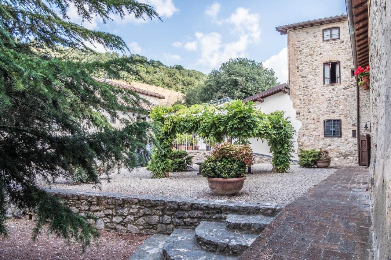 Agriturismo Goccia Di Luna Umbertide Bagian luar foto