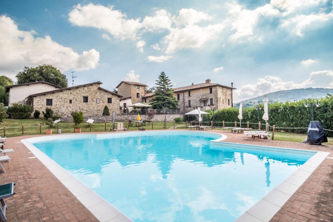 Agriturismo Goccia Di Luna Umbertide Bagian luar foto