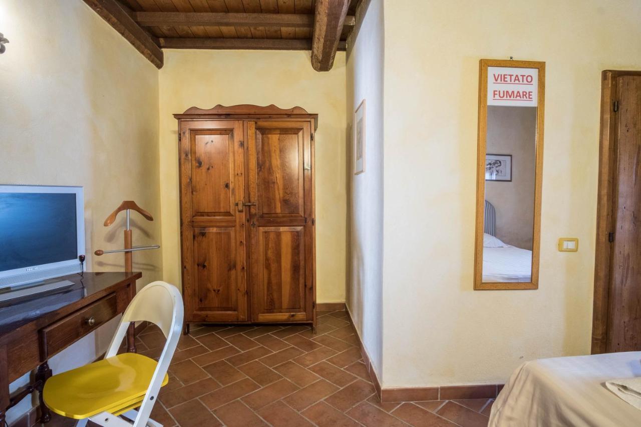 Agriturismo Goccia Di Luna Umbertide Bagian luar foto