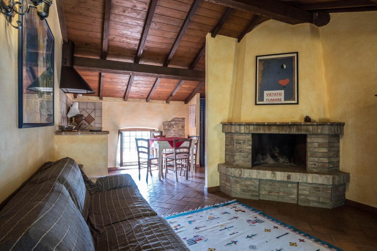Agriturismo Goccia Di Luna Umbertide Bagian luar foto